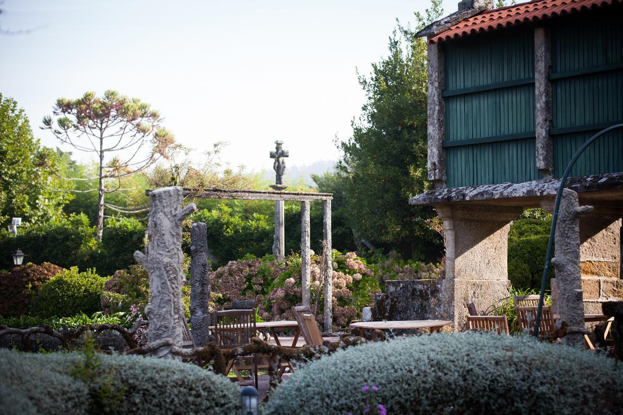 Termas De Cuntis - Hotel Castro Do Balneario Exterior photo